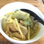 バンコック ポニー食堂 - セットにしたミニグリーンカリー100円　まあこれは極めて普通じゃな。