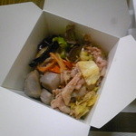 オモヤキッチン - ランチBOX　Takeout　¥650　「豚肉とキャベツの塩だれ炒め」2016.2.16