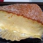たまご屋 - チーズスフレケーキ小（２００円）