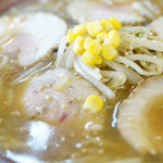 ラーメン党 ひさご - みそチャーシュー990円。