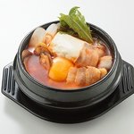 土鍋Dining NABElabo - 美肌成分を含むプゴク・自家製ふんわり豆腐を使ったオリジナル赤スンドゥブ