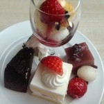 カフェ・ダイニング パームツリー - 2016021603