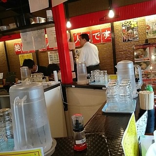 横浜新家系豚骨らーめん まくり家_2