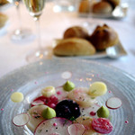 横浜モノリス - 