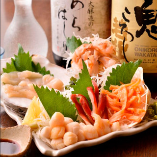 Assorted shellfish sashimi