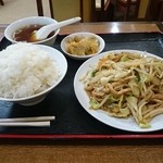 華成楼 - 豚肉野菜炒め定食650円税込