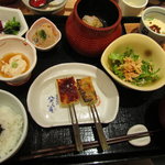 豆腐料理と吟醸せいろ蒸し 八かく庵 - やすらぎ膳（税込1,580円）