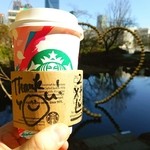 スターバックス・コーヒー - カップが "桜"模様に✨✨
      o(*⌒―⌒*)o
      春はもうすぐですかね？