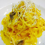 アンティカ・オステリア・ダル・ポンピエーレ - タヤリン　京都産もみじ鶏と卵黄のカルボナーラ　トリュフ風味　1,800円