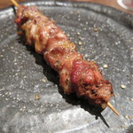 鳥茂 - 豚の顎の串2