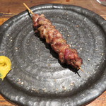 鳥茂 - 豚の顎の串1