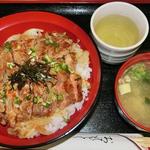 幸福駅 - 牛ステーキ丼(タレが美味しい)880円
