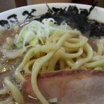 麺屋 庄太 - 魚介らぁ麺の麺（海苔は岩海苔）