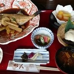 花ごころ 緑苑  - 煮魚御膳 本日はうまづら(カワハギ) 1,300円
