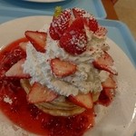 Hawaiian Pancake Factory - いちごミルク&ホイップ 980円
