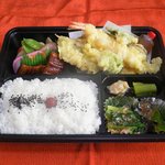 大野屋 - 幕の内弁当　　1,000円 （税別）