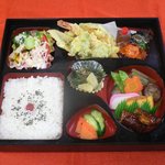 大野屋 - 幕の内弁当　　1,500円 （税別）