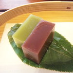 とらや工房 - 夏：水ようかん600円