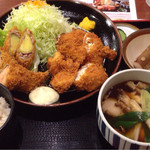 Tompachi - いも煮＆若どり芋鮭膳 ¥1382