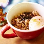 麺屋 Hulu-lu - 温玉オニオンチャーシュー丼