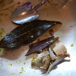 スパイス ラボ ブースト - 残骸が残るカレーも珍しいのでは・・・（笑）