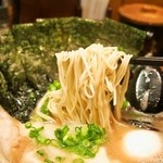 博多一双 - 特製ラーメン（麺）