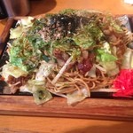 AT THE 21 - 野菜いっぱいの焼きそば