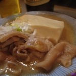 もつ焼き じんちゃん - 煮込豆腐