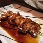 もつ焼き じんちゃん - シロ(シロかテッポウはどちらか)