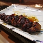 もつ焼き じんちゃん - タンスジ(１巡目でほぼ終了２～３串)