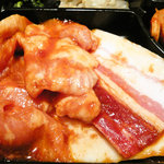 焼肉市場 飯田橋亭 - トントンランチ お肉のアップ