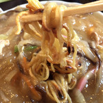 味心ひだまり - パリパリの麺