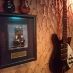 ロック バー ユウ - 