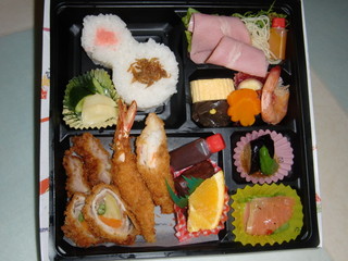 Tommaru - ミックス弁当　１３５０円