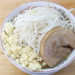 ラーメン龍郎 - ラーメン大盛＋やさいにんにく