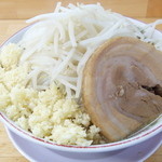 ラーメン龍郎 - ラーメン大盛＋やさいにんにく