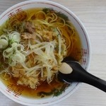 うどんのいなや - 中華そば+かき揚げ