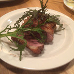 ベヂロカ　RENCON - フランス産鴨肉の厚切りロースト～トリュフ風味のブルーベリーソース～