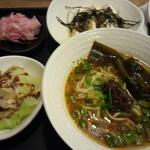 Du Hsiao Yueh - 担仔麺のセット