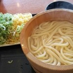 丸亀製麺 - 釜揚げうどん(並)290円＋明太子おにぎり130円(2016.0.2.19)