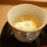 いち太 - 汲上（くみあ）げ豆腐（どうふ）に蕎麥（そば）の實（み）