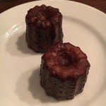 東京で一番ウマいカヌレ