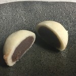 竹楽 - 結構お酒の味が濃い純米酒饅頭