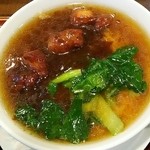 来勝軒 - 黒みそ入り豚バラめん