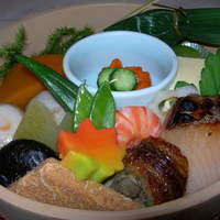 六盛 - 手をけ弁当（2010年夏）