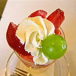 フルーツパーラーフクナガ - プラムパフェ