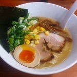 やすや - 味噌ラーメン850円