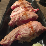 北海道ジンギスカン 羊肉専門店 七桃星 - 握り