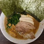 ラーメン 虎ノ穴男塾 - ラーメン並＋のり増し