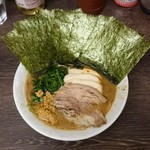 ラーメン 虎ノ穴男塾 - ラーメン並＋のり増し